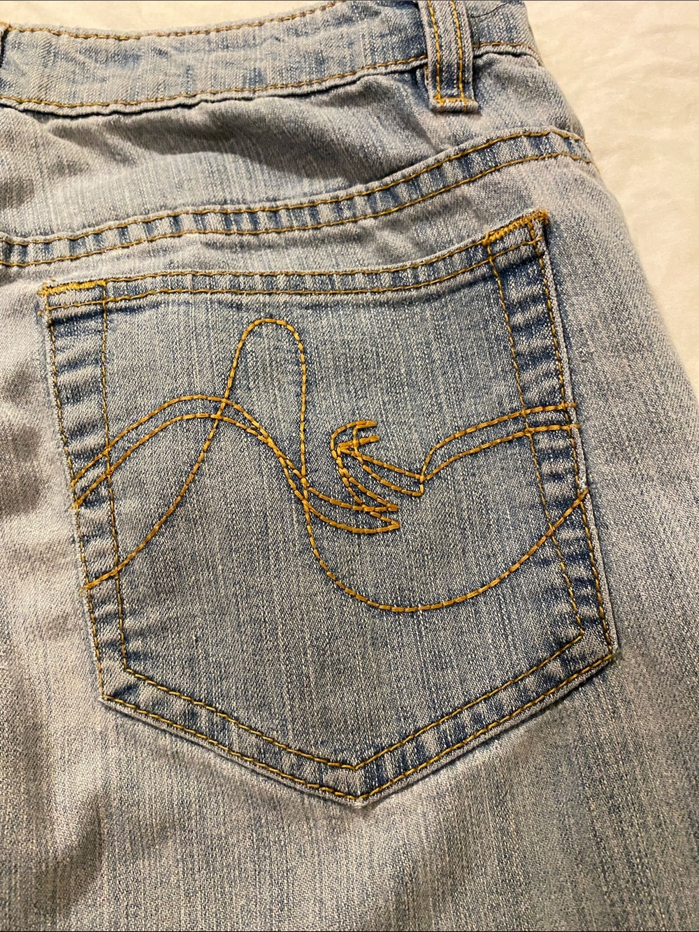 Voir Jeans Faded Light Blue Low Rise Denim - Size 28